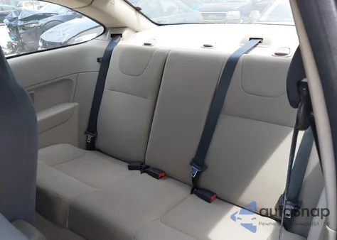 2008 Ford Focus S z USA, uszkodzony, nr VIN 1FAHP32N78W132177